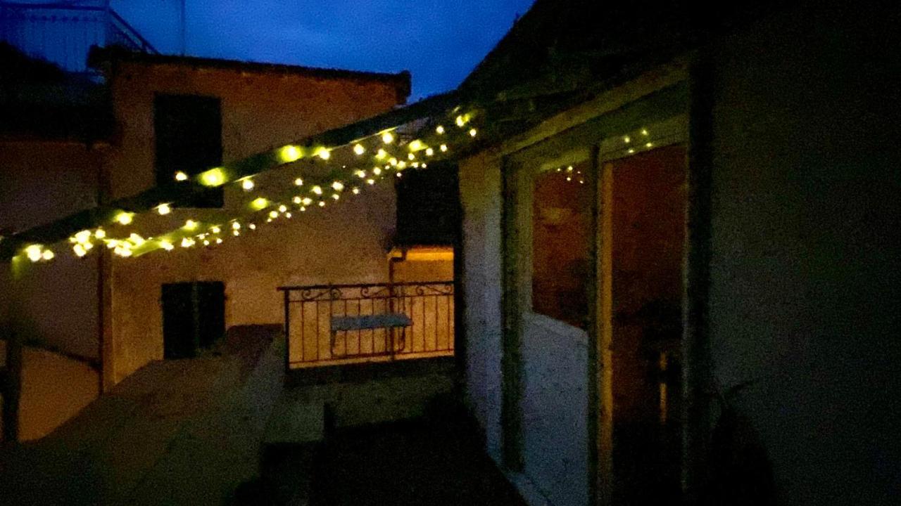Вилла I Tetti Di Via Corradi Санремо Экстерьер фото